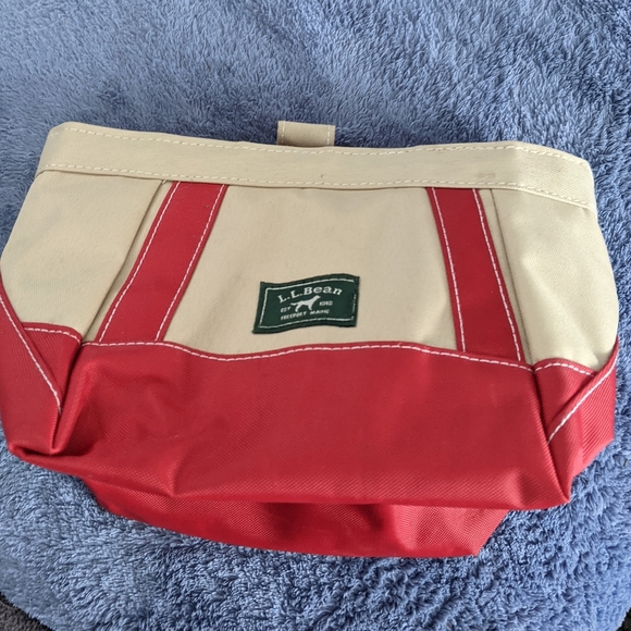 LL Bean portable drinking dish